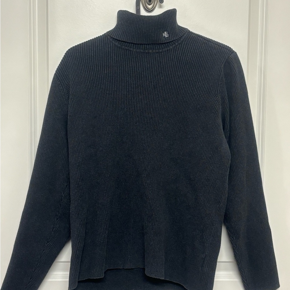 Lauren Ralph Lauren Ribbed Turtleneck Sweater | Tagged XL, Fits Women’s M